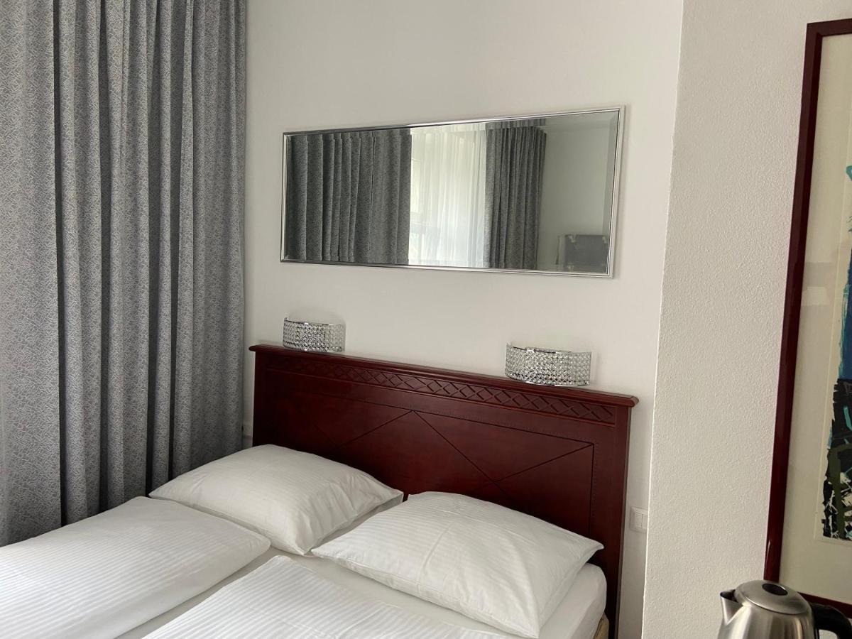 ליטומיסי Aparthotel Slezak מראה חיצוני תמונה