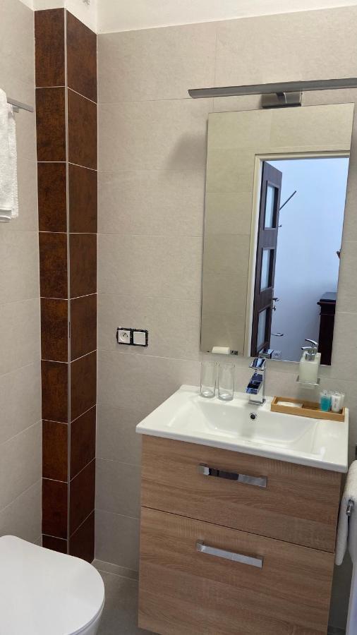 ליטומיסי Aparthotel Slezak מראה חיצוני תמונה