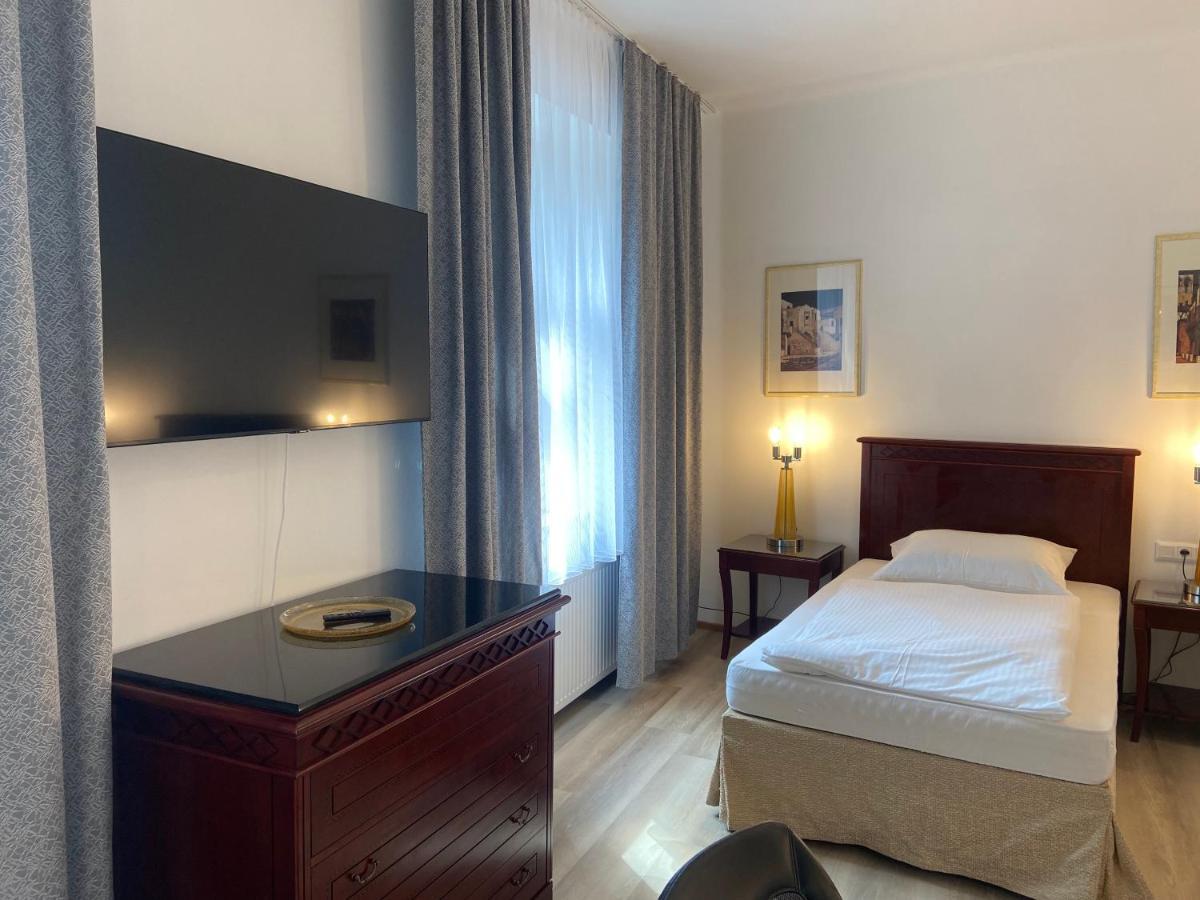 ליטומיסי Aparthotel Slezak מראה חיצוני תמונה