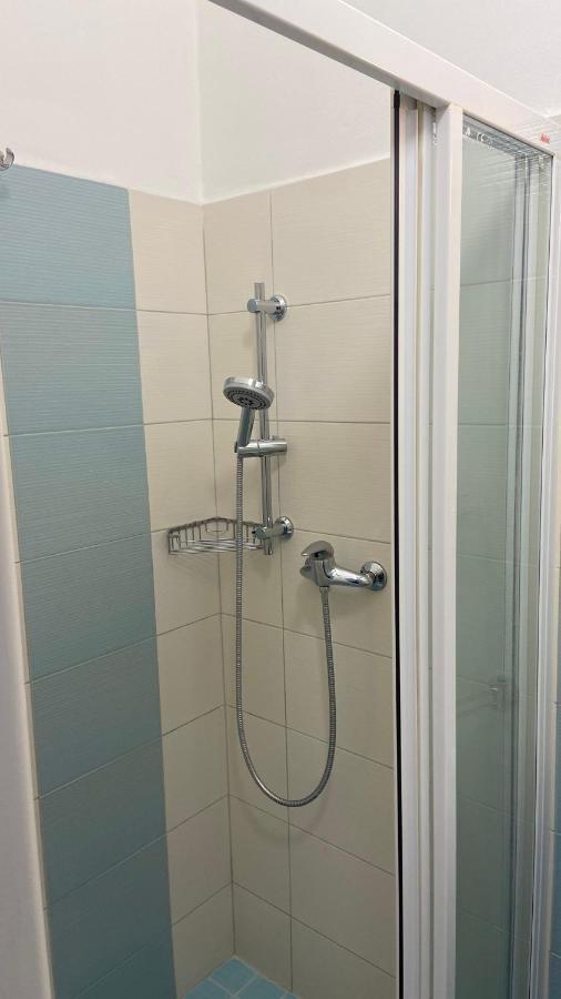 ליטומיסי Aparthotel Slezak מראה חיצוני תמונה