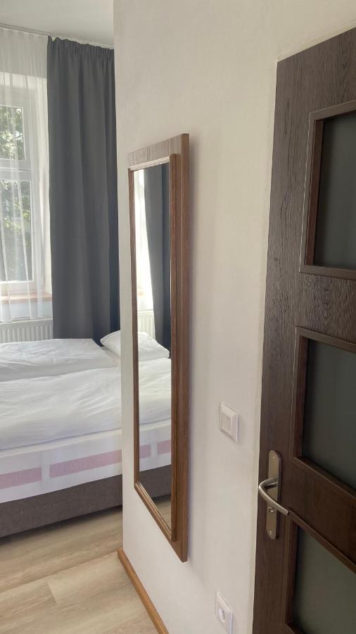 ליטומיסי Aparthotel Slezak מראה חיצוני תמונה